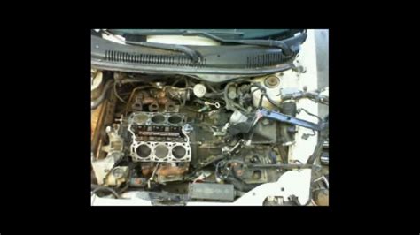 Time Lapse Replacing Head Gaskets On A Ford Taurus 30l V6 Ohv Engine In