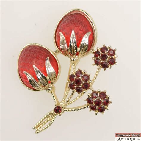 Sarah Coventry Red Frosted Glass Strawberry Festival Rhinestone Pin Brooch Tamarack Shack Antiques