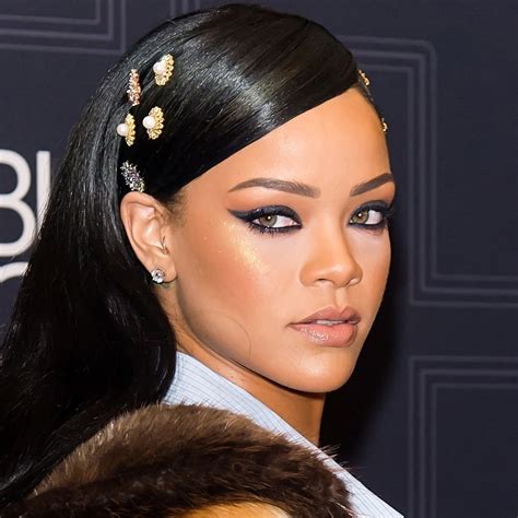 Rihanna Best Makeup Looks 2017