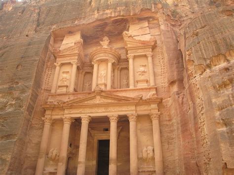 Rotswoningen in Petra Jordanië Ancient Temples Ancient Cities Ancient Egypt Unesco World