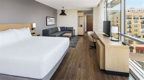 Rooms And Suites Near The Capital Wheel Hyatt Place National Harbor
