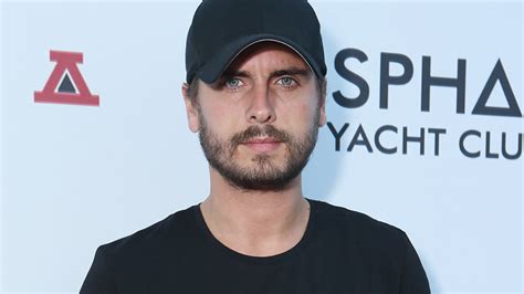 'bye 2020, it's been weird': Scott Disick Was Seen House Hunting With His 19-Year-Old ...