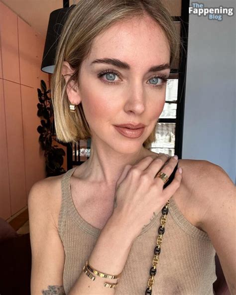Chiara Ferragni Shows Off Her Nude Tits 4 Photos Thefappening