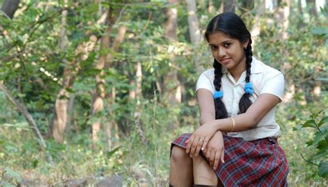 Real Life Girls Mallu Girl Uthiram Actress In School Girl Uniform With Hot Look