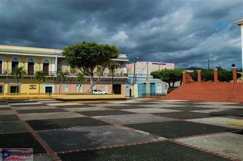 Plaza De Recreo Sabana Grande Puerto Rico House Styles Mansions