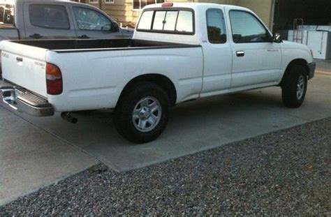Purchase Used 1998 Toyota Tacoma Dlx Extended Cab Pickup 2 Door 24l In