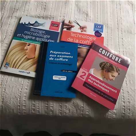 Son titulaire sait concevoir et réaliser des effets capillaires par coloration, méchage. Livre De Coiffure Mention Complementaire / Mention Complementaire En Coiffure Ecole De Coiffure ...