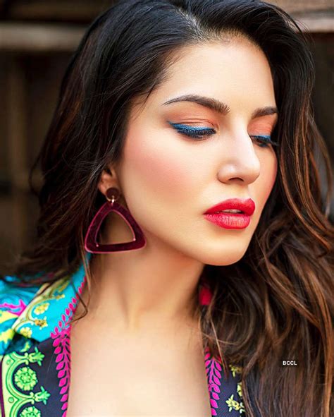 Sunny Leone Is All Set To Take Your Breath Away With Her Captivating