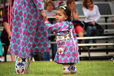 Sheridan Wyo Rodeo Revives Powwow Dancing At Sheridan Inn Wyofile