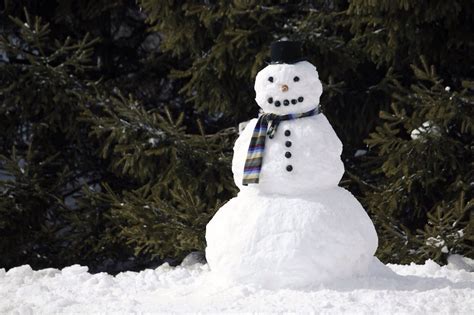 Cuál es el origen del muñeco de nieve de la Navidad