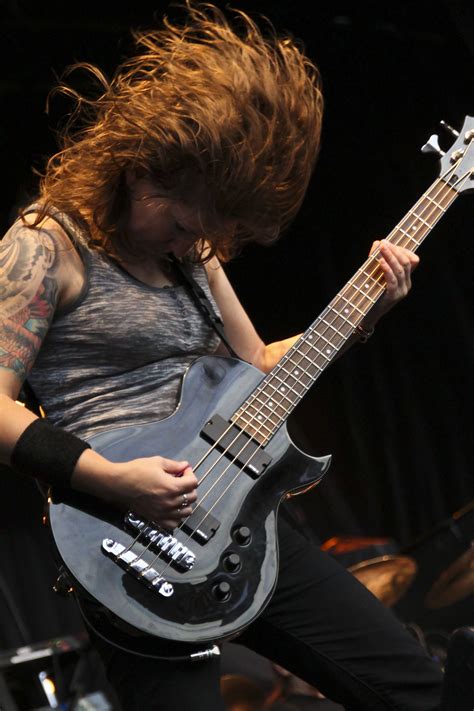 Jeanne Sagan Bassist For All That Remains Schwermetall Metall