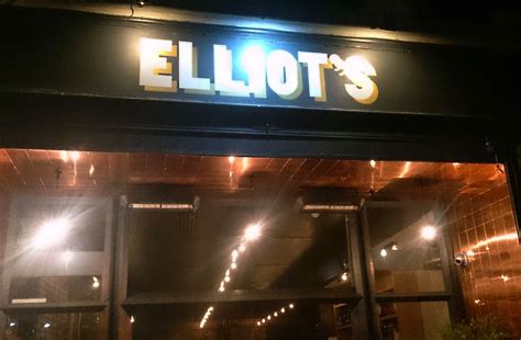 Food And Drinks Noob Elliots Cafe