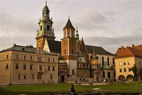 Krak W Katedra Na Wawelu Atrakcje Turystyczne Krakowa Ciekawe Miejsca Krakowa