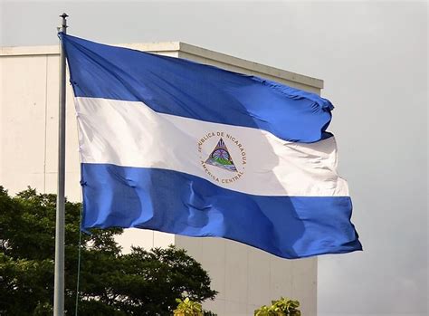 Este homenaje a la bandera del perú fue establecido por decreto supremo del 30 de abril de 1924; 1972. Día de la Bandera Nacional de Nicaragua | Nicas En ...