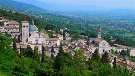 umbria italy between art and spirituality a visit to the medieval town of assisi is