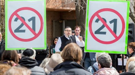 Manifestations Contre Le Projet De Loi 21 à Montréal Tva Nouvelles