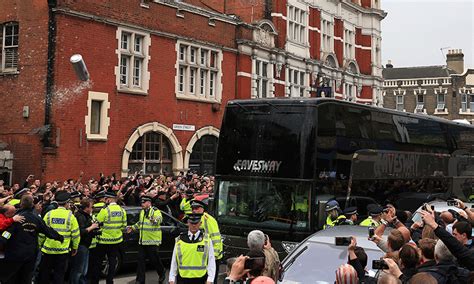 Man United Bus Attack West Ham To Punish Guilty Fans With Life Bans Sport Dawncom