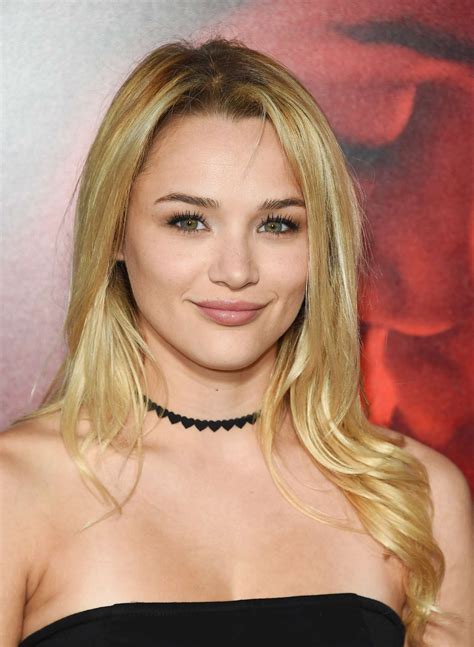 Hunter King Hottest Bikini Pictures Reveal Her Sexy Curvy Body