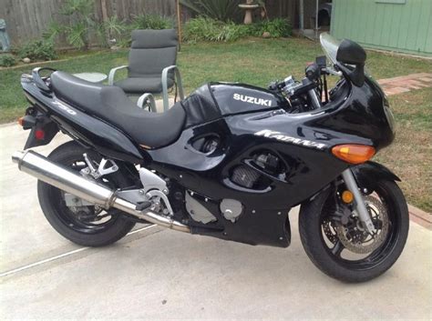 Show any 2005 suzuki katana 750 for sale on our bikez.biz motorcycle classifieds. 2006 Suzuki Katana 750 - Moto.ZombDrive.COM