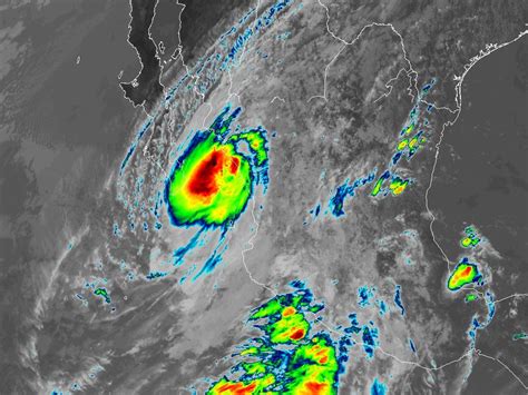 Need to translate ciclón from spanish? Ciclón tropical Narda y sus efectos en México
