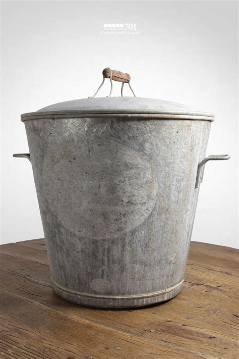 Handsome Vintage Galvanised Bucket with Lid