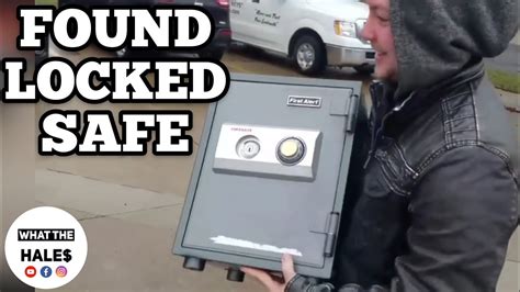 Found A Safe I Bought Abandoned Storage Unit Locker Opening Mystery