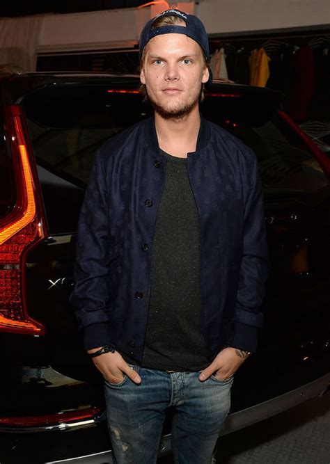 May 01, 2018 · tragic details revealing avicii 's cause of death have been released. Avicii death: 'Kind' DJ spent final days with fans on ...