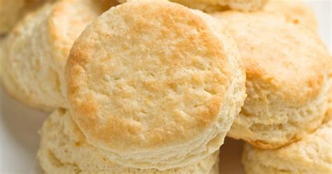 Homemade Flaky Biscuits From Scratch For Two ⋆ Farmhouse Bc