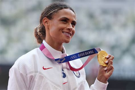 Factbox-Olympics-Athletics-McLaughlin breaks world record to win 400 ...