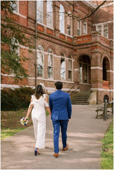 Modern Elopement Photos | Knoxville, Courthouse, Courthouse wedding photos