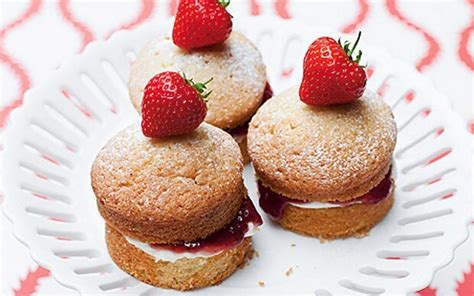 mini strawberry cakes recipe telegraph
