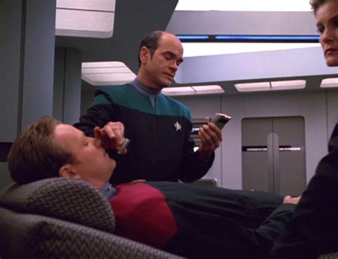 Addicted To Star Trek Episode Review Threshold Voyager Season 2