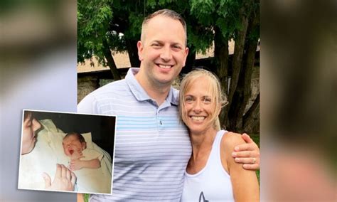 Ohio Mom Finds Reunites With Son She Gave Up For Adoption 33 Years Ago