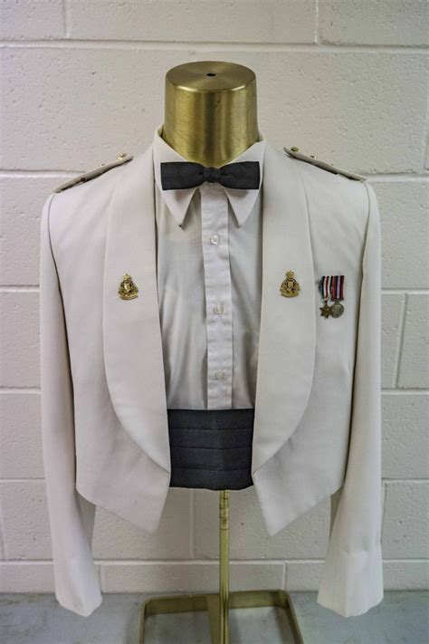 Army Mess Dress Ashton Armoury Museum