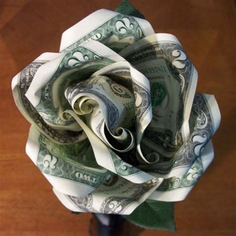 How To Make A Money Rose Feltmagnet