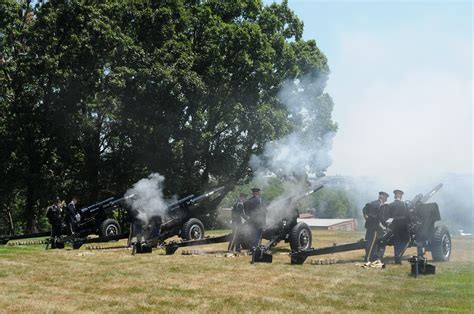 50 Gun Salute To The Nation The Presidential Salute Batter Flickr