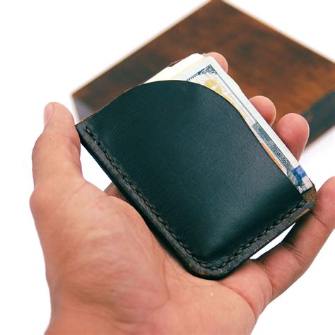 Think about what you want to look for, then. Slim Credit Card Wallet (Black) - Smiths & Kings - Touch of Modern