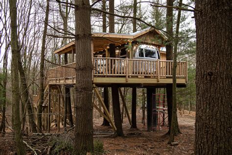 Vintage Airstream Treehouse - The Mohicans Resort In Ohio