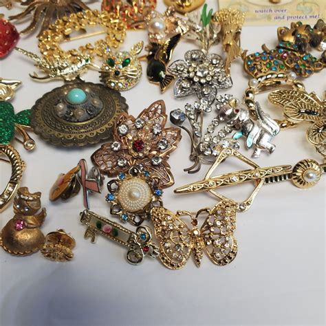 Jewelry Estate Lot Vintage Costume Brooches Pins Lot Of Pieces LB EBay