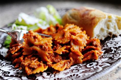 Maybe you would like to learn more about one of these? Bowtie Lasagna | Food recipes, Chicken lasagna, Food ...