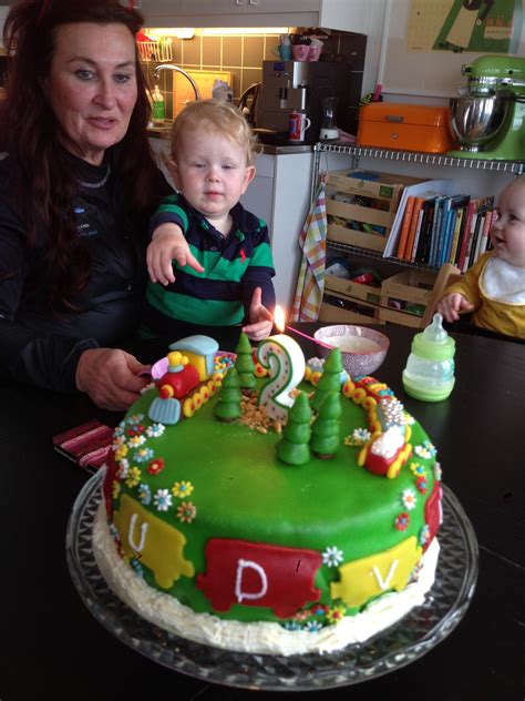 The Birthday Cake Me And My Wife Made For My Sons 2nd Birthday He Liked Trains Then Scrolller