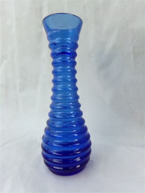 Cobalt Blue Bud Vase Horizontal Ribbed Design 6 3 4 Inches Etsy Bud Vases Vintage Glassware