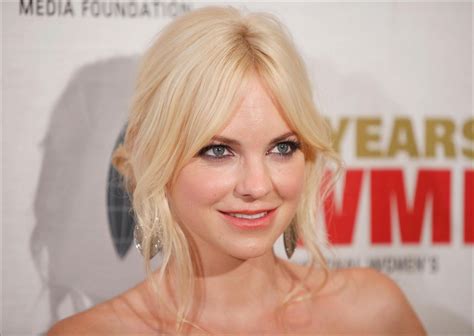 Anna The International Womens Media Foundations Courage In Journalism Awards Anna Faris
