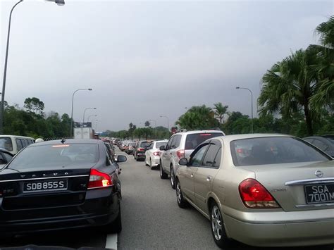 Checkpoint.sg puts all traffic cameras around singapore checkpoints at your fingertips. Living in Johor: This is what it looks like with traffic ...