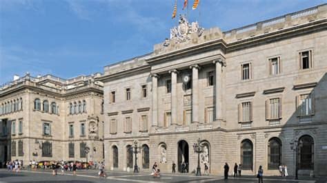 15.365 anuncios de viviendas y casas en alquiler en barcelona provincia con fotos. City Hall or Casa de la Ciutat - Visit Barcelona