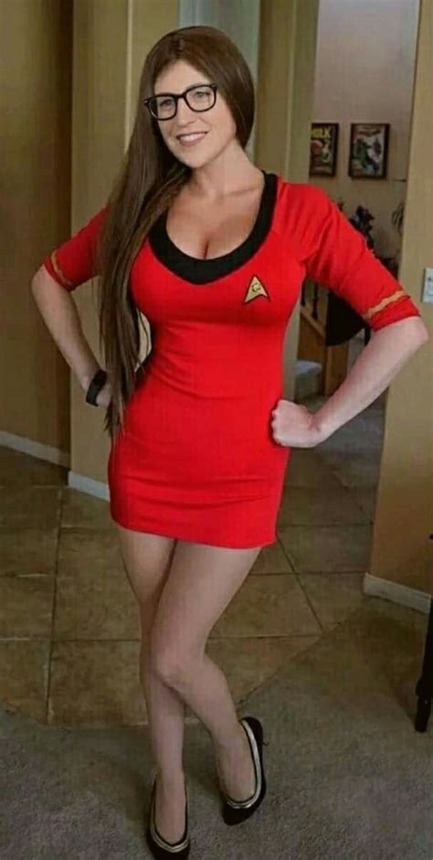 Pin By Paul Devion On Ladies Of Star Trek Star Trek Cosplay Cosplay Babe Cosplay Woman