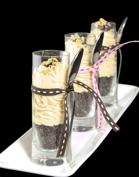 24 Short and Sweet Shot-Glass Desserts | Shot glass desserts, Shot glass desserts recipes, Shot 