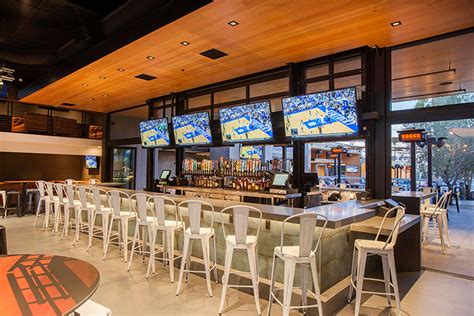 If you haven't been to mavericks yet, you really shouldn't miss this opportunity! Mavericks Beach Club, Pacific Beach San Diego - Finishing ...