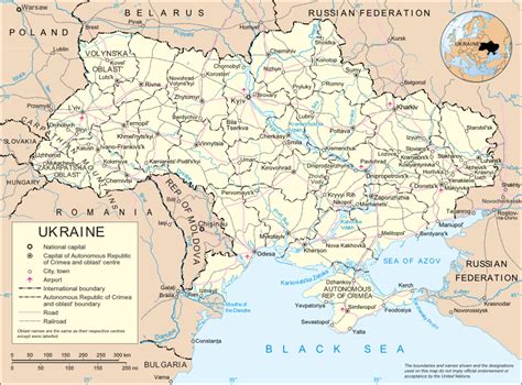 Tutte le mappe vengono inviate in un tubo di cartone (97 x 5 x 5 cm). Ucraina Mappa Politica