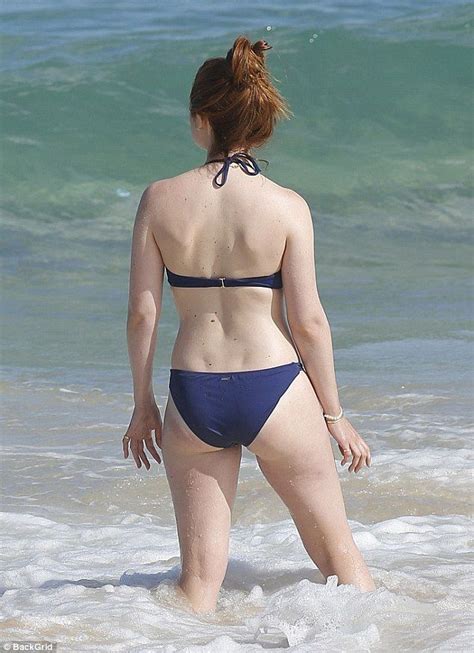 Harry Potters Bonnie Wright Showcases Her Bikini Body On Bondi Beach Bonnie Wright Bikini
